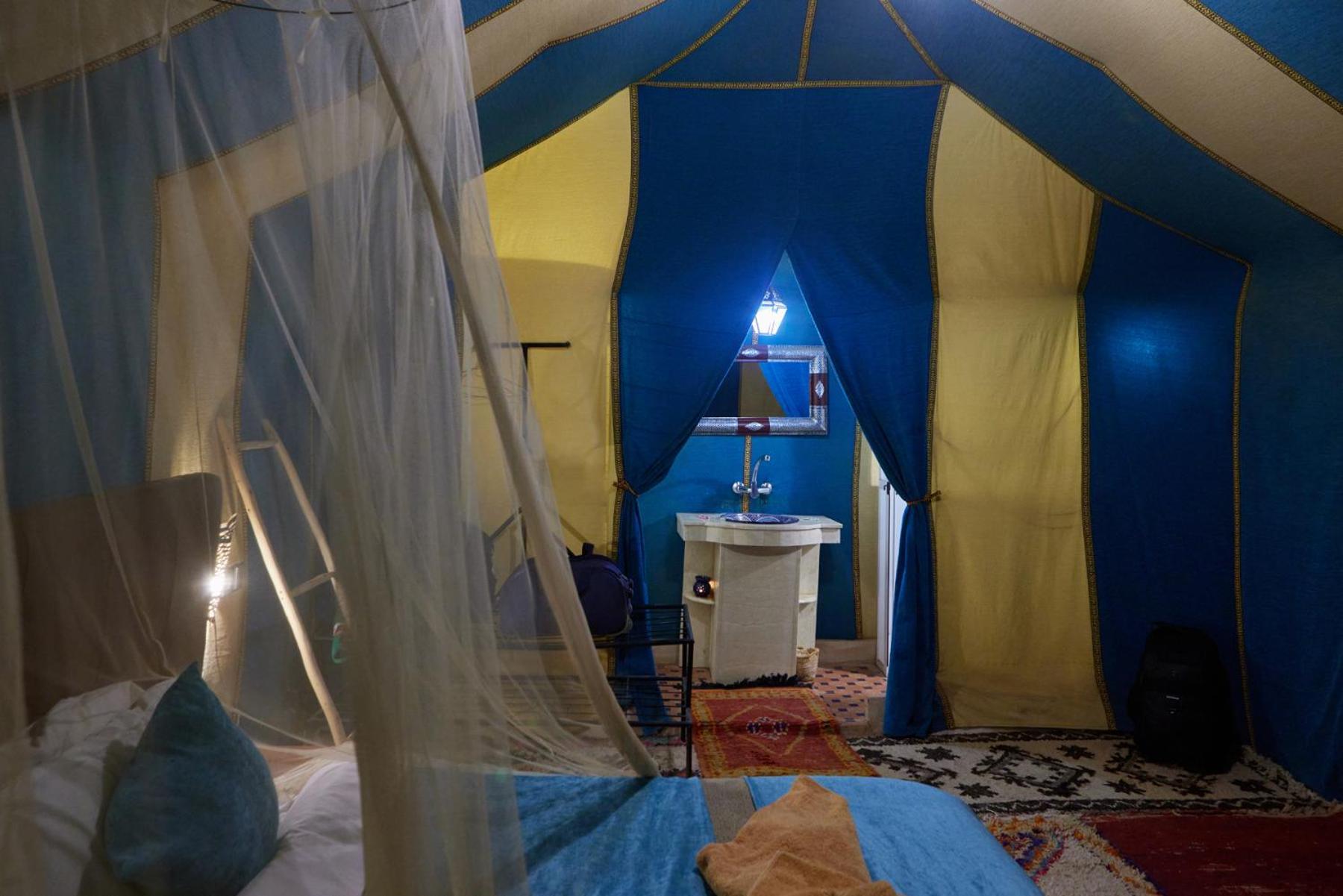 Desert Glamping Experience Мерцуга Екстериор снимка